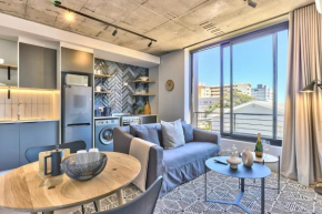 Secure building, Wifi, central, Promenade central!